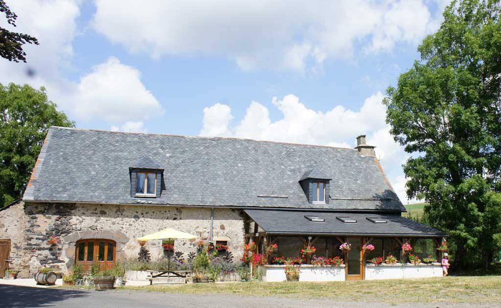 accueil village de gite cantal